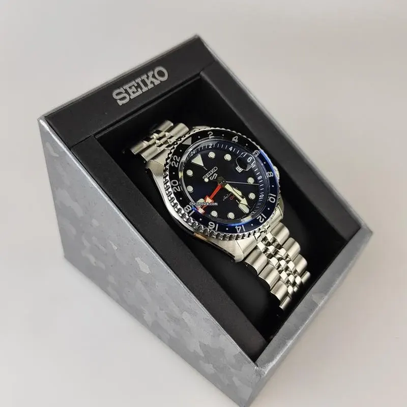 Seiko 5 SKX Sports GMT Blueberry Dial Men’s Watch  SSK003K1